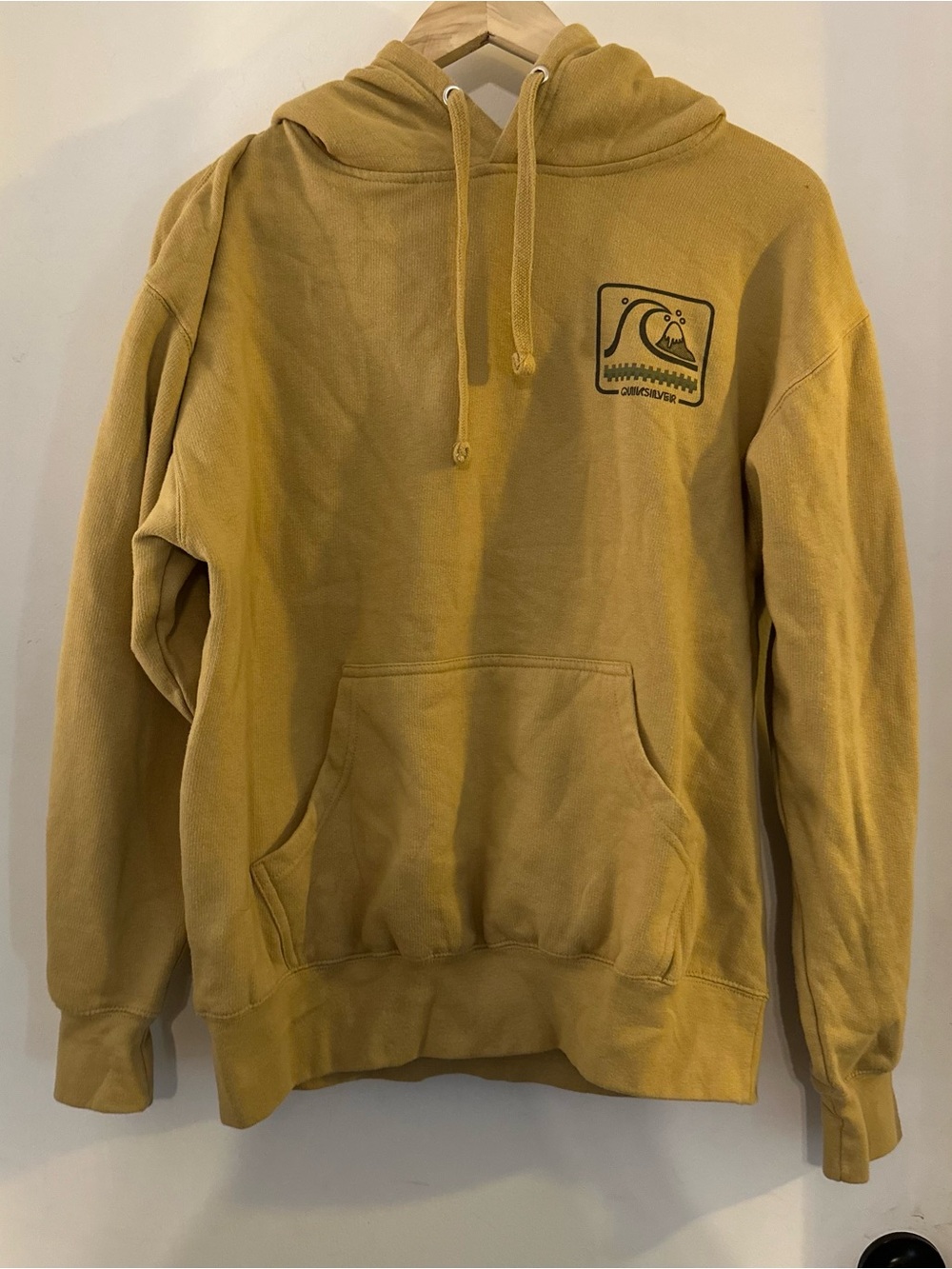 Quiksilver | Mustard Pullover Hoodie
